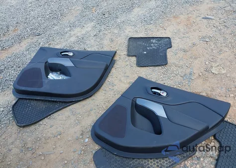 2019 Jeep Cherokee Latitude 4X4 из США, поврежденный, VIN 1C4PJMCX7KD102709